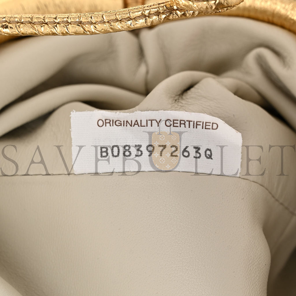 BOTTEGA VENETA METALLIC CRINKLED LAMBSKIN THE MINI POUCH ORO (22*12*6cm)