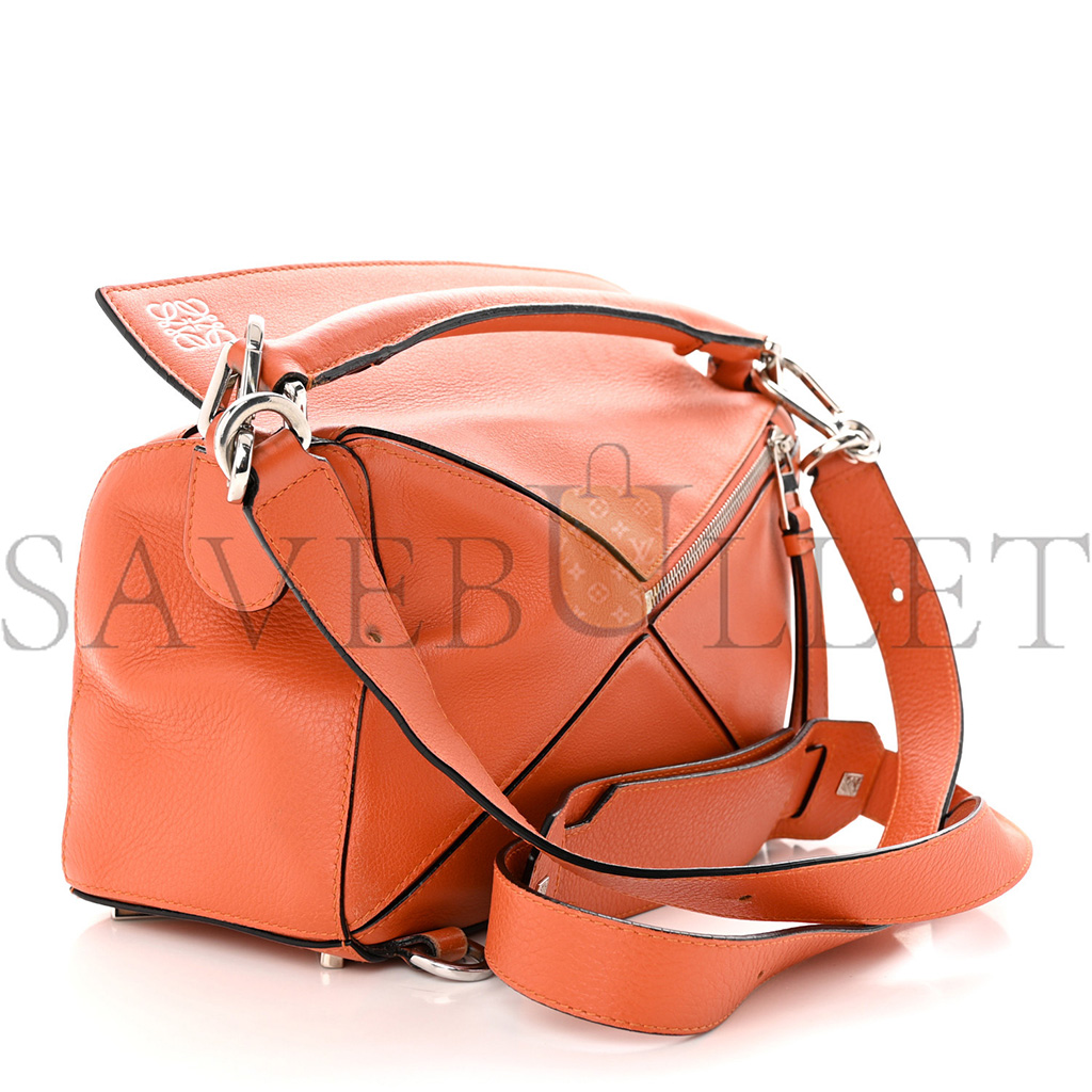 LOEWE CALFSKIN SMALL PUZZLE BAG CORAL (24*16.5*10.5cm)